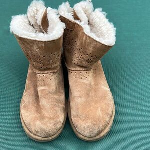 UGG Boots Womens Dae Sunshine Bailey Bow Ankle High Fur Brown size 6